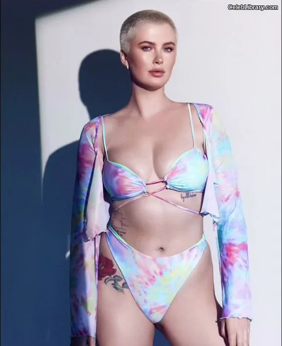 Ireland Baldwin photo 8 of 223