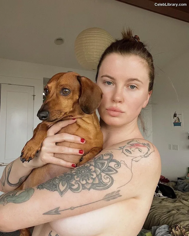 Ireland Baldwin photo 24 of 223