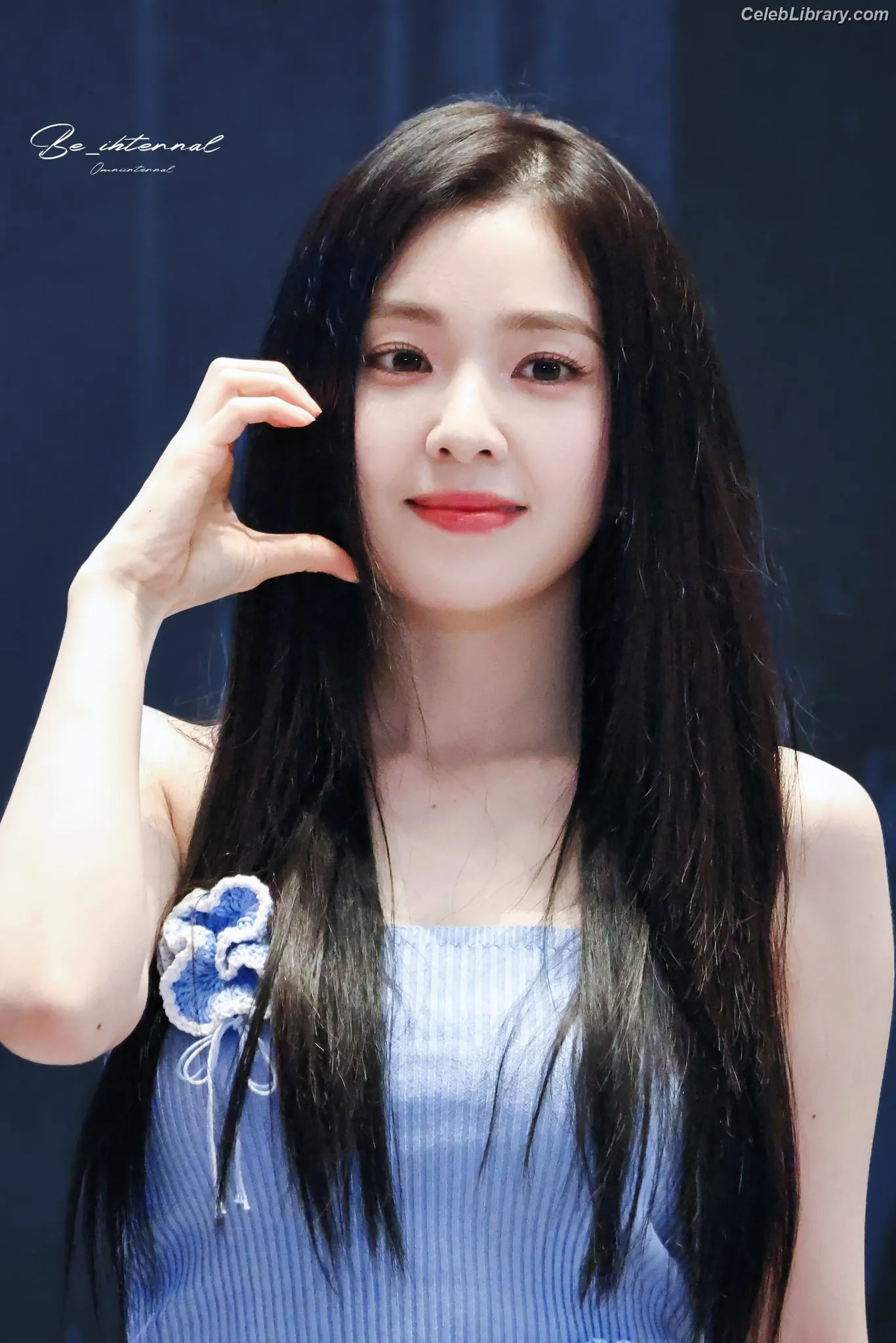 Irene (Red Velvet) photo 23 of 93