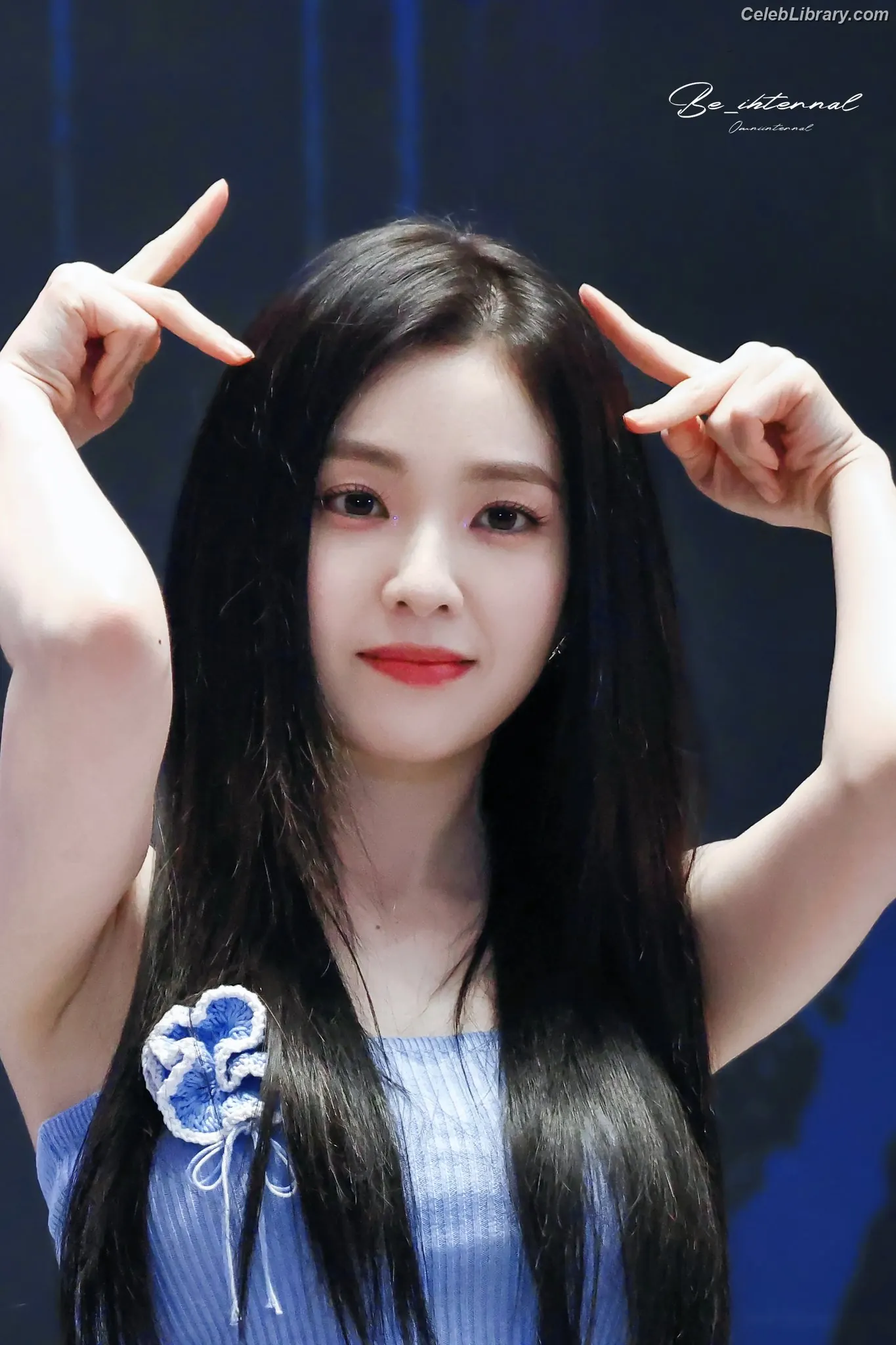 Irene (Red Velvet) photo 1 of 93