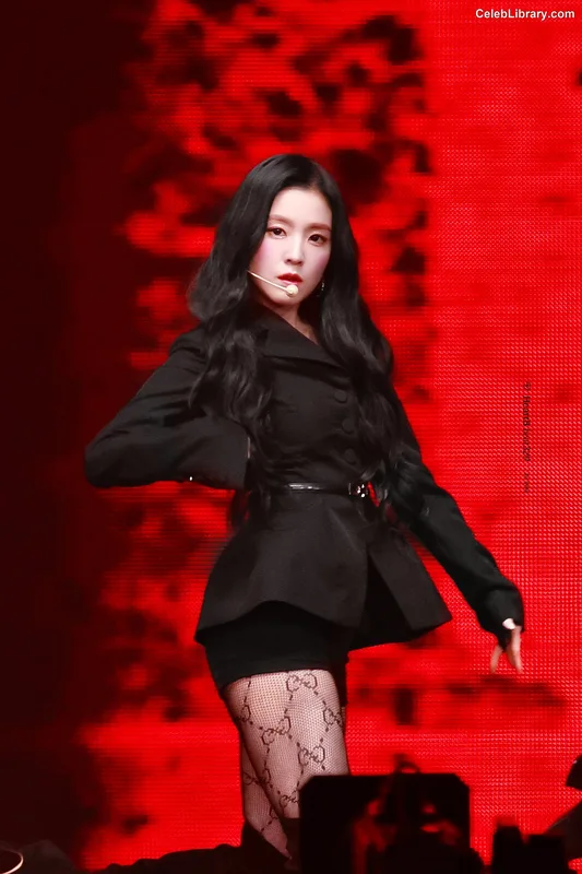 Irene  (Red Velvet) photo 2 of 94