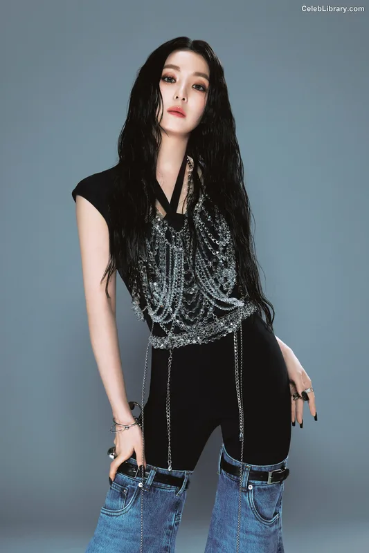 Irene  (Red Velvet) photo 8 of 94