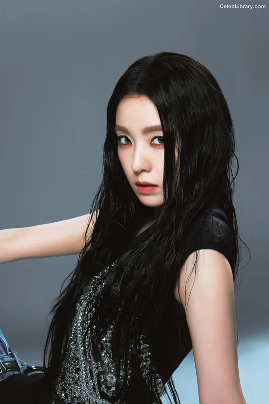 Irene  (Red Velvet) photo 9 of 94