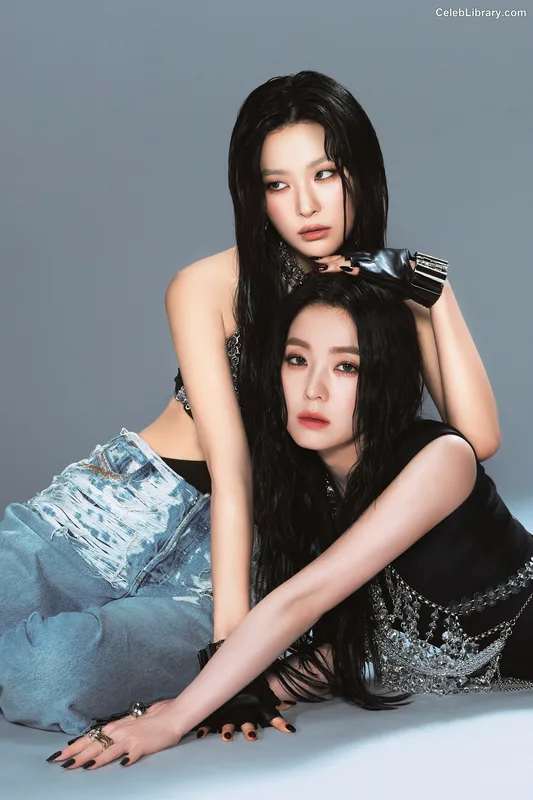 Irene  (Red Velvet) photo 12 of 94