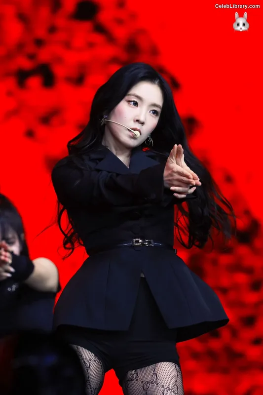 Irene  (Red Velvet) photo 24 of 94