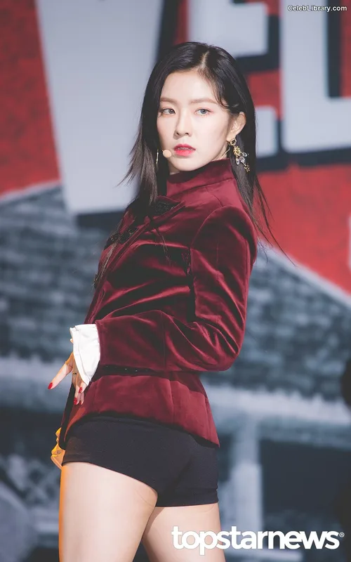 Irene  (Red Velvet) photo 4 of 94