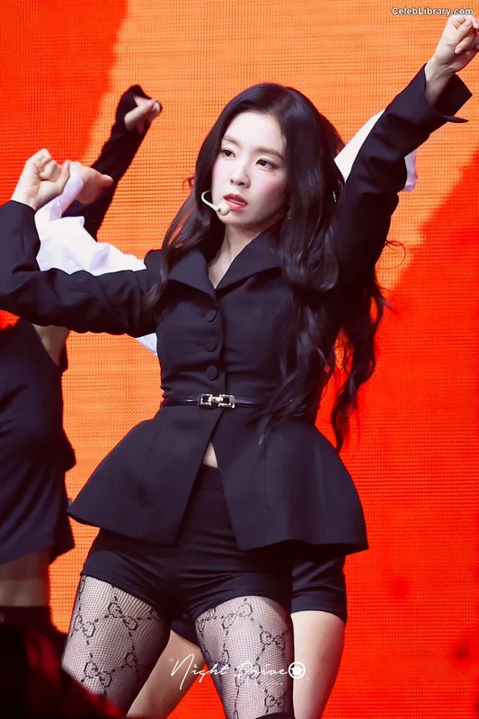 Irene  (Red Velvet) photo 10 of 94