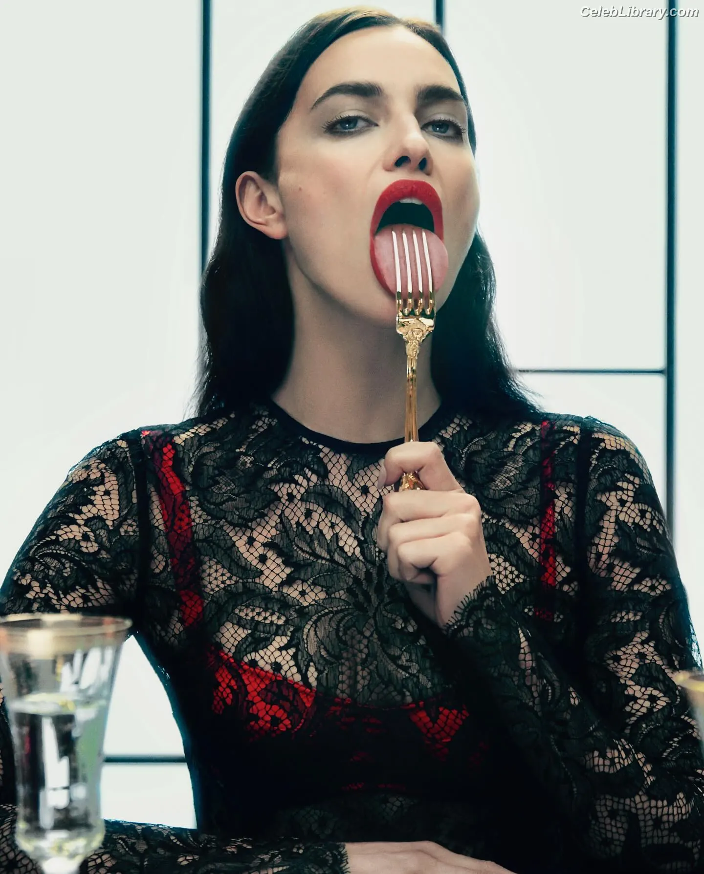 Irina Shayk photo 13 of 1221