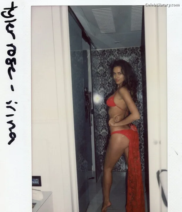 Irina Shayk photo 5 of 1219