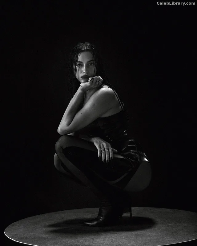Irina Shayk photo 12 of 1219