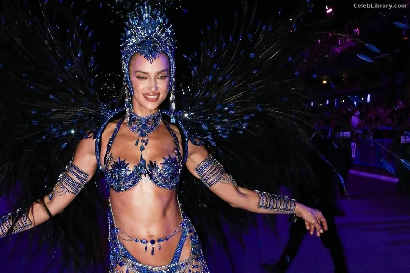 Irina Shayk photo 15 of 1219