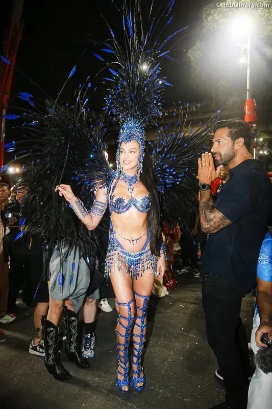 Irina Shayk photo 17 of 1219