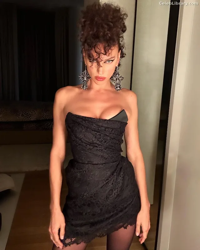 Irina Shayk photo 21 of 1219