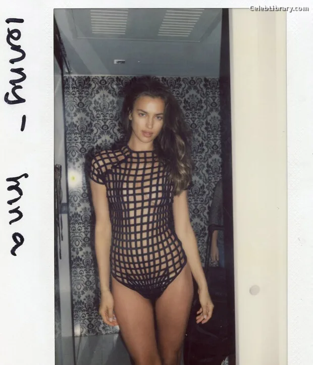 Irina Shayk photo 3 of 1219