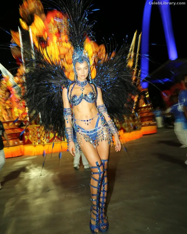 Irina Shayk photo 10 of 1219