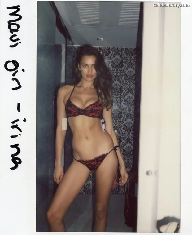Irina Shayk photo 9 of 1219