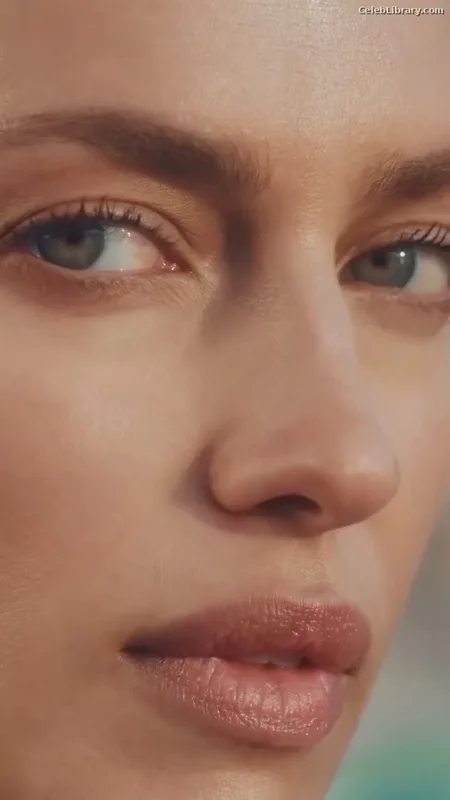 Irina Shayk photo 12 of 1219