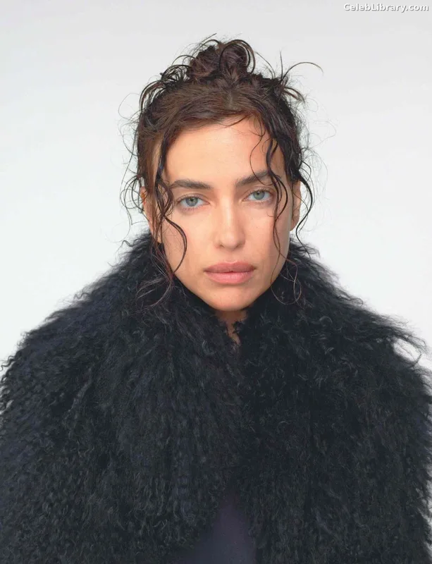 Irina Shayk photo 14 of 1219