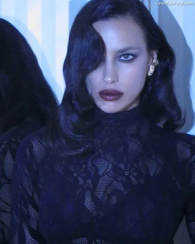 Irina Shayk photo 22 of 1219