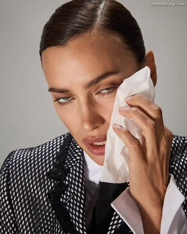 Irina Shayk photo 13 of 1219