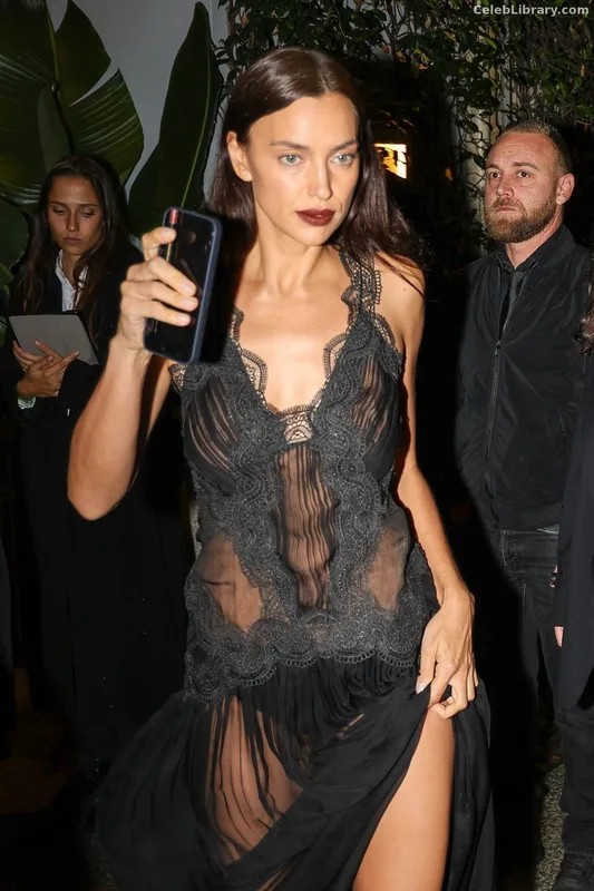 Irina Shayk photo 24 of 1219