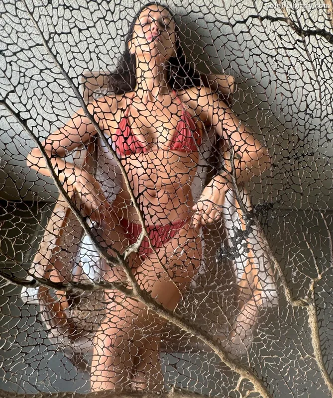 Irina Shayk photo 20 of 1219