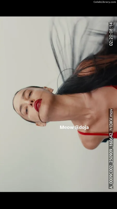 Irina Shayk photo 6 of 1219