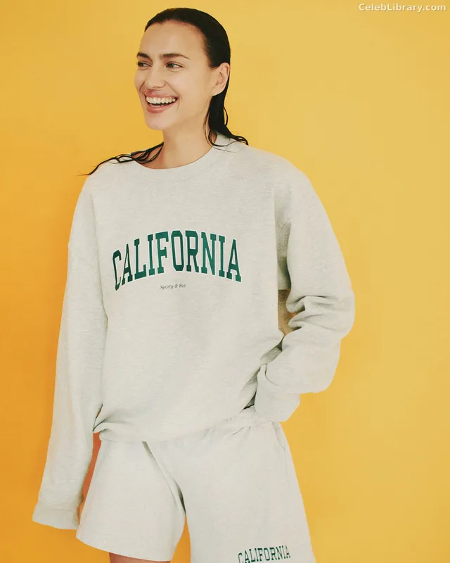 Irina Shayk photo 16 of 1219