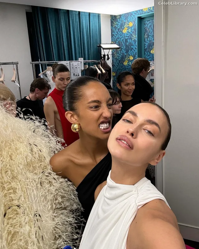 Irina Shayk photo 14 of 1219