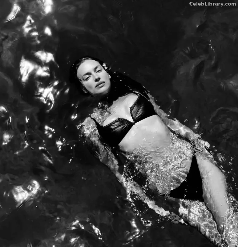 Irina Shayk photo 22 of 1219