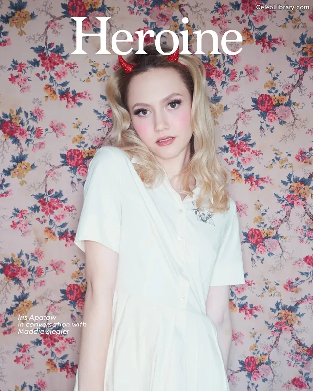 Iris Apatow photo 8 of 208