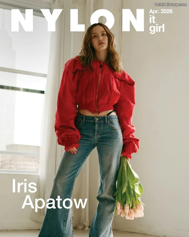 Iris Apatow photo 3 of 208
