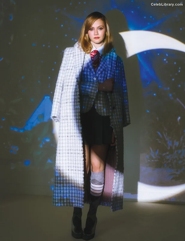 Iris Apatow photo 17 of 208