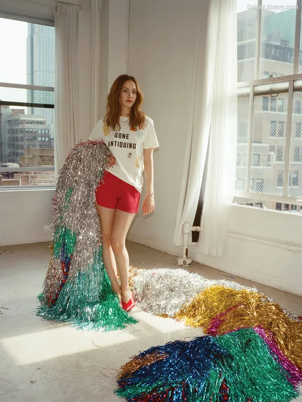 Iris Apatow photo 16 of 208