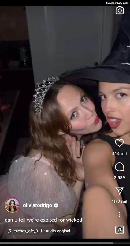 Iris Apatow photo 11 of 208