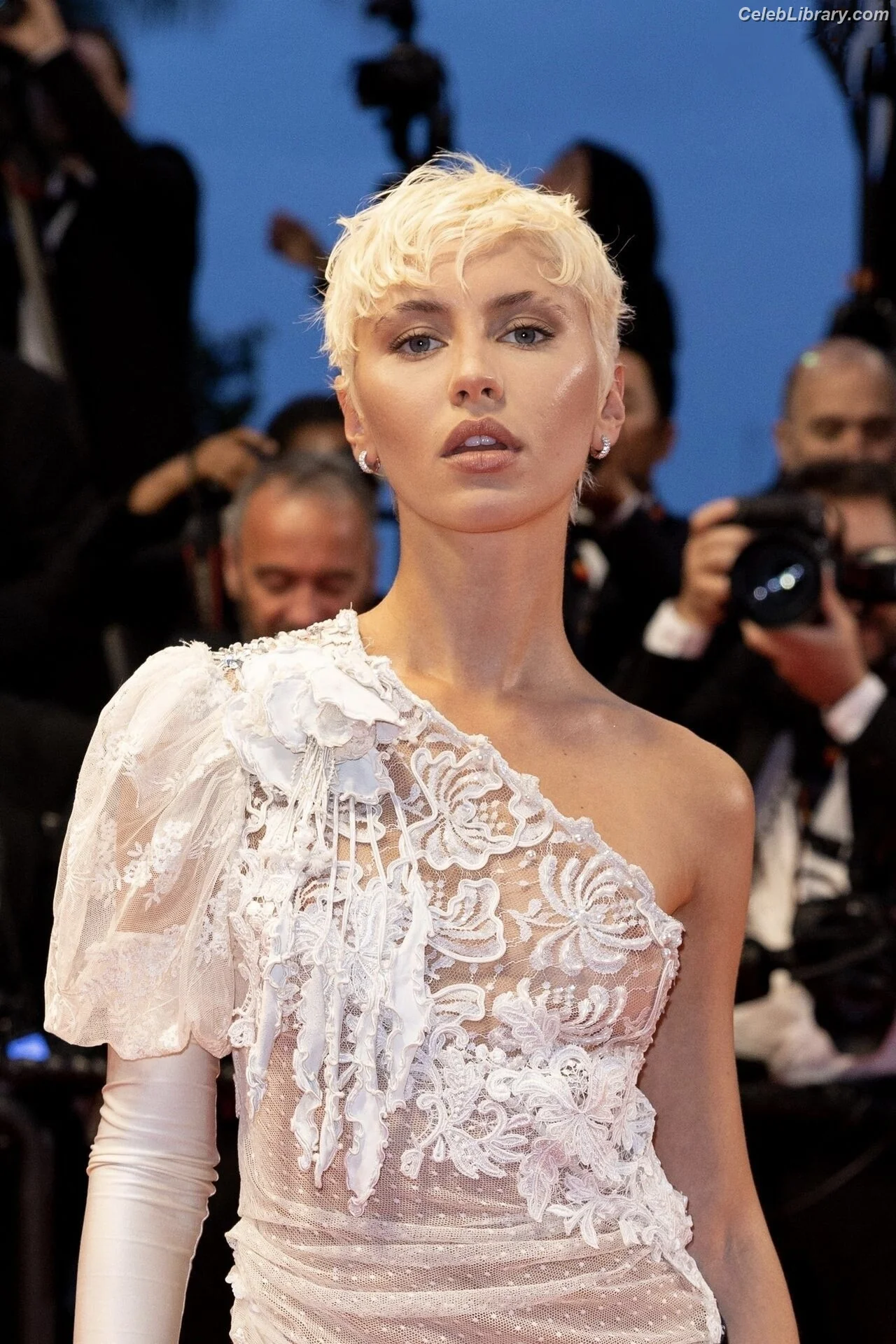 Iris Law photo 6 of 402