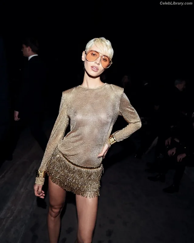 Iris Law photo 5 of 403