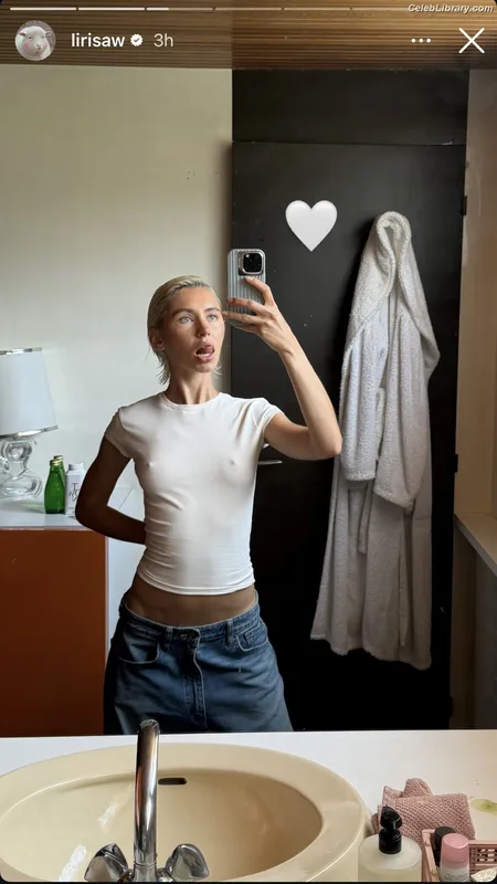 Iris Law photo 14 of 403