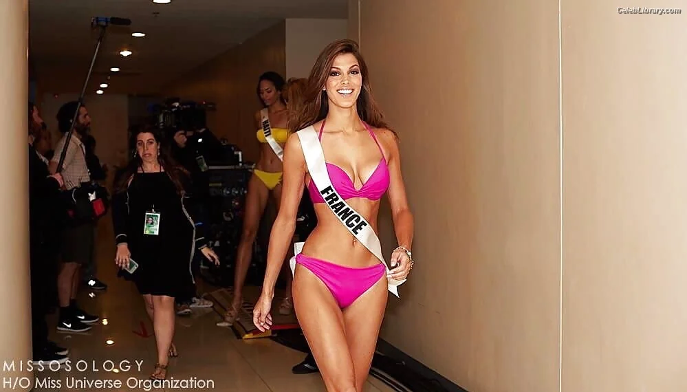 Iris Mittenaere photo 2 of 294