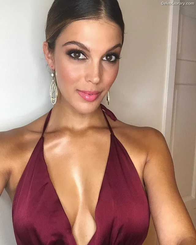 Iris Mittenaere photo 3 of 295