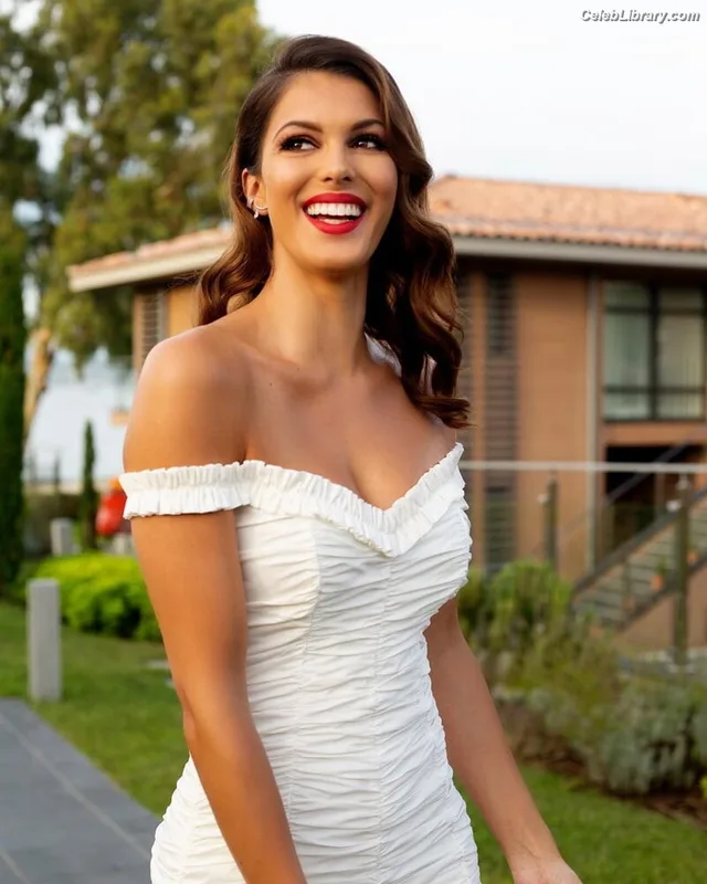 Iris Mittenaere photo 17 of 295