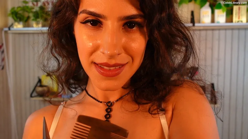 Irma La Dulce photo 1 of 328