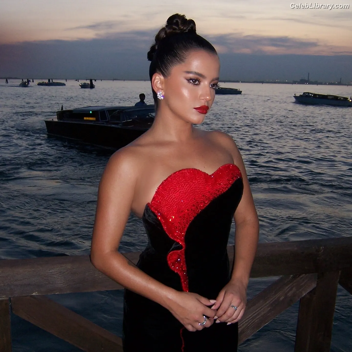 Isabela Merced photo 15 of 1796