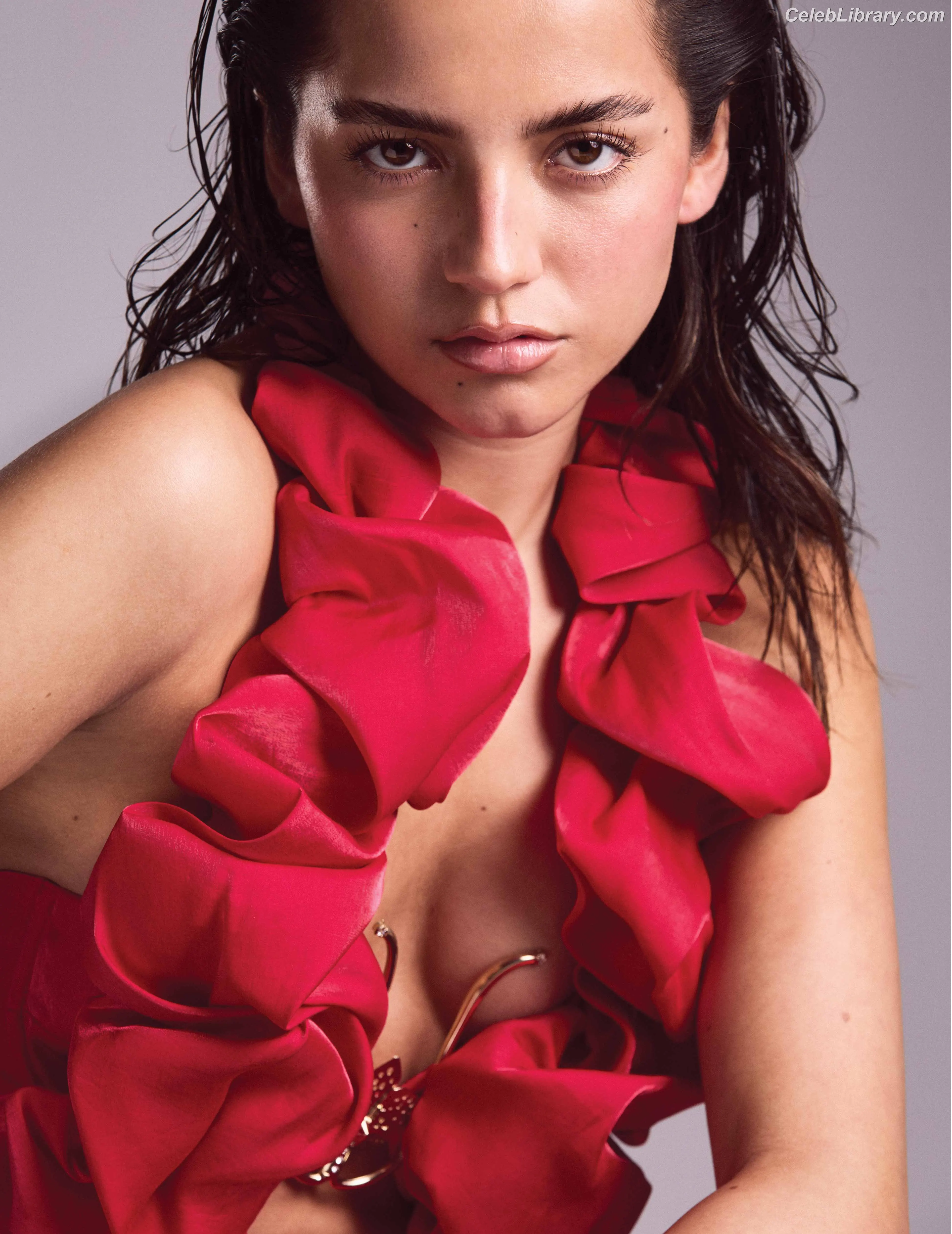 Isabela Merced photo 20 of 1796