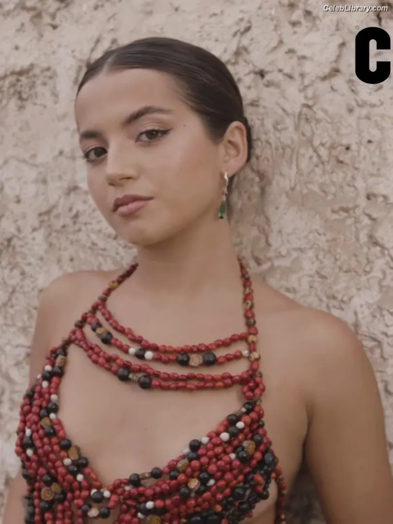 Isabela Merced photo 13 of 1796