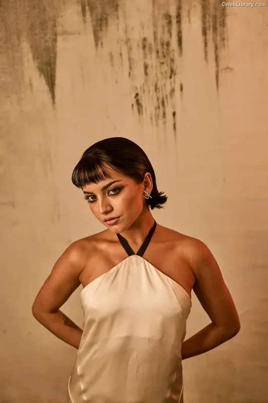Isabela Merced photo 1 of 1797