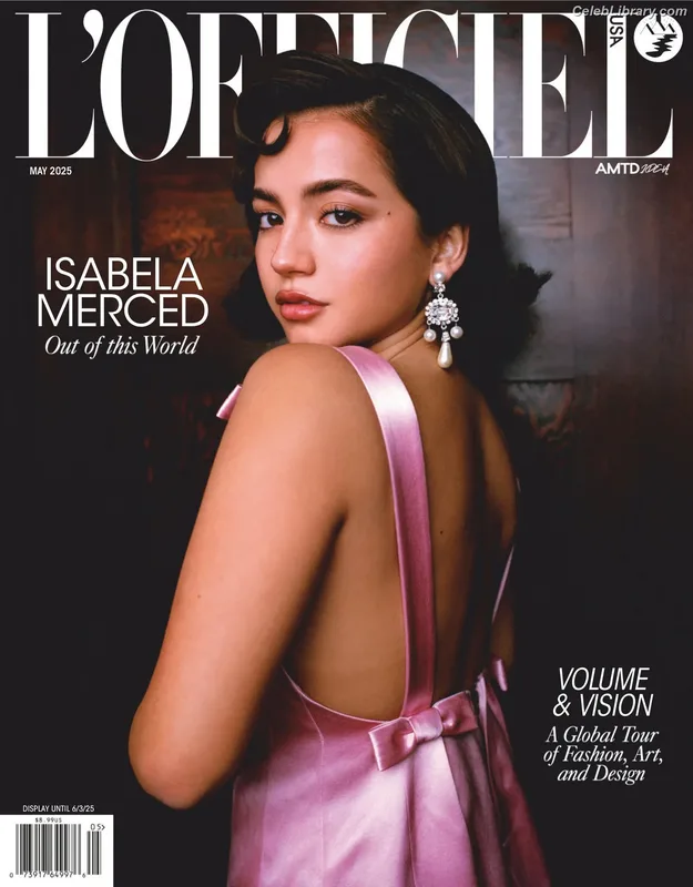 Isabela Merced photo 4 of 1797