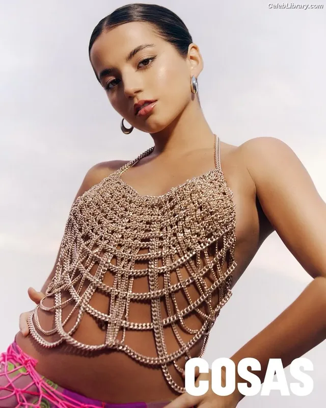 Isabela Merced photo 20 of 1797