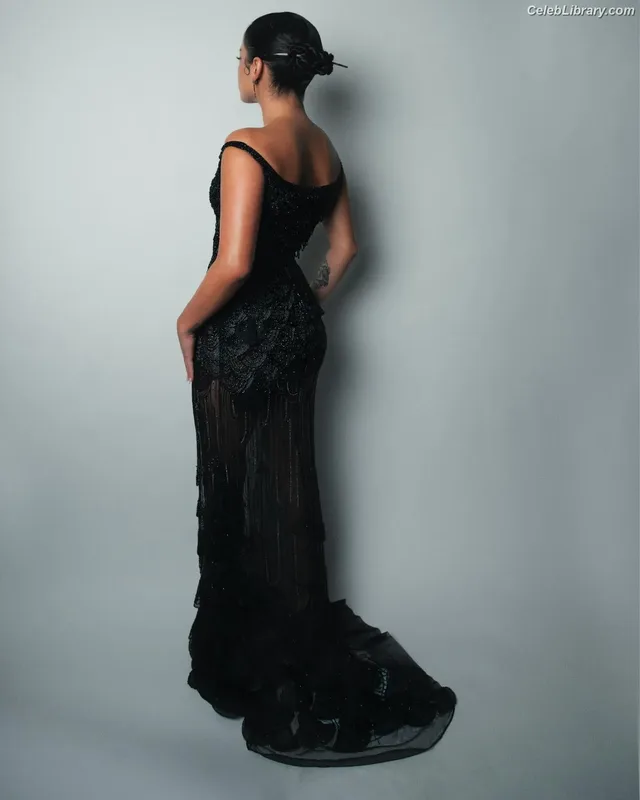 Isabela Merced photo 10 of 1797