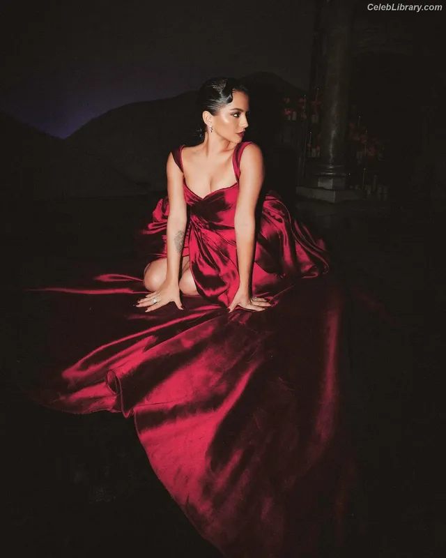 Isabela Merced photo 15 of 1797